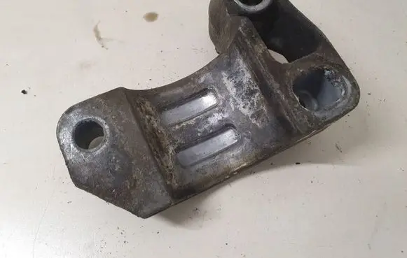 Mercedes-Benz E W211 Sway bar bush bracket, front A2113231126