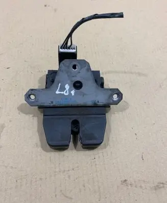 Ford Mondeo MK IV Tailgate/trunk/boot lock/catch/latch R442a66ab