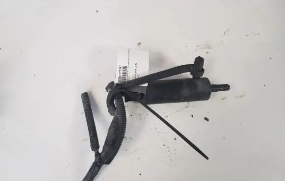 Nissan Primera Windscreen/windshield washer pump 28910au4t0 20873