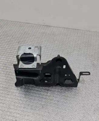 Land Rover Discovery 5 Bracket in trunk/boot HY32313A02DC