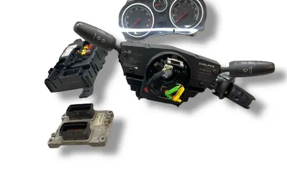 Engine ECU kit and lock set
