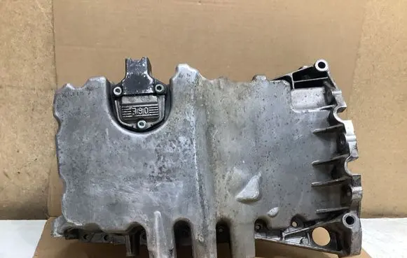 Audi A4 S4 B7 8E 8H Oil sump 03G103603J