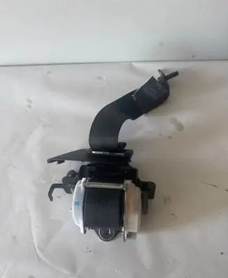 Ford Mustang VI Rear seatbelt FR3B63611B69