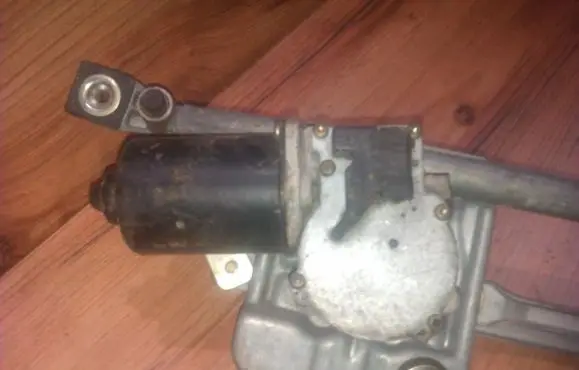 Ford Mondeo MK II Wiper motor