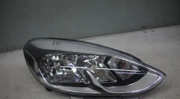 Ford Fiesta Headlight/headlamp