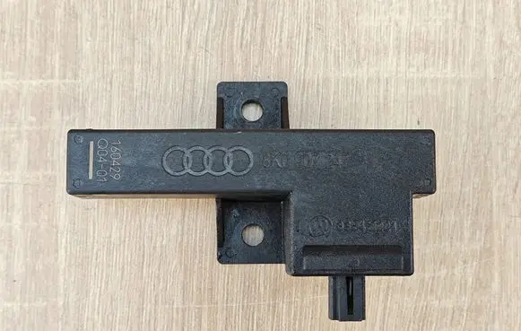 Audi A7 S7 4G Keyless (KESSY) go control unit/module 8K0907247