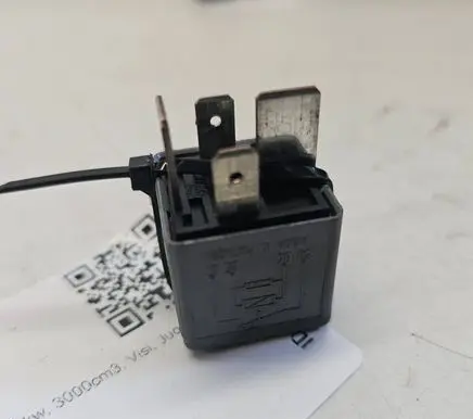 Audi Q7 4L Other relay 8D0951253