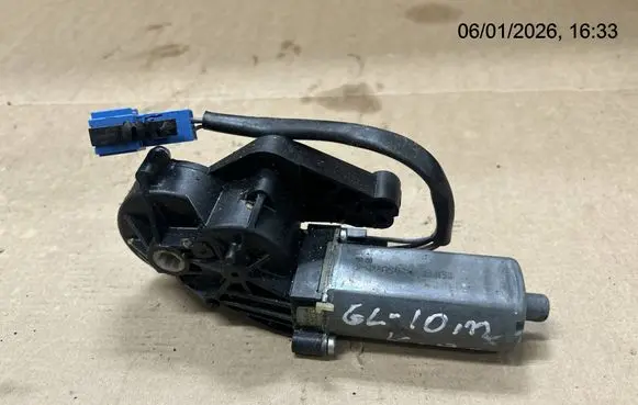 Mercedes-Benz GL X164 Seat adjustment motor 0390203208