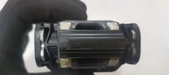 BMW 5 F10 F11 Front door check strap stopper 7182005