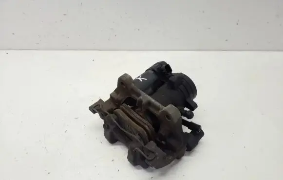 Ford Fusion II Rear brake caliper DG9C2D251