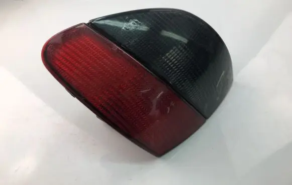 Peugeot 406 Tailgate rear/tail lights