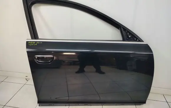 Audi A6 S6 C6 4F Front door 