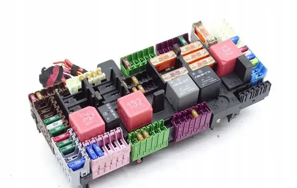 Mercedes-Benz S W222 Relay mounting block A2229061201