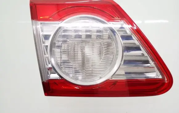 Tailgate rear/tail lights