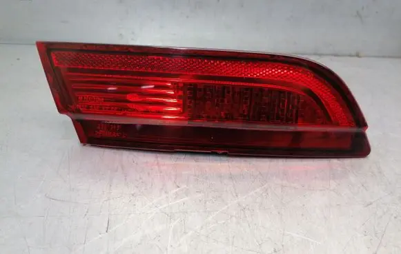Jaguar XF Tailgate rear/tail lights 8X2315K273