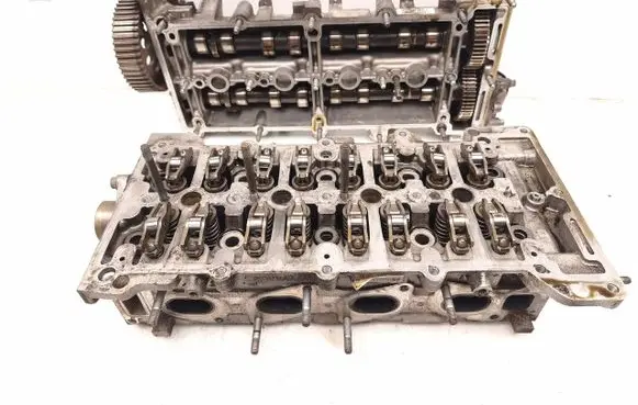 Opel Insignia A Engine head 55571949 55565668