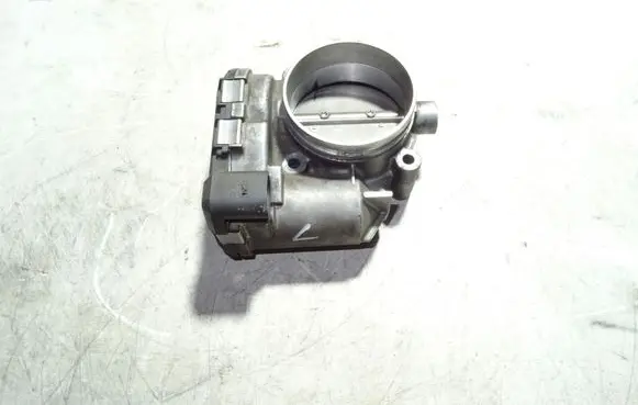 Audi A4 S4 B7 8E 8H Throttle valve 078133062C