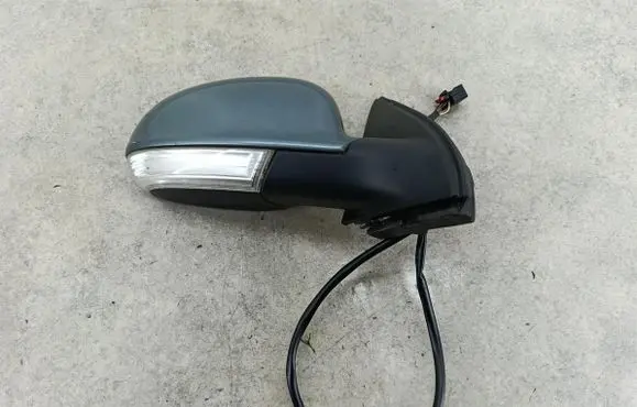Volkswagen Jetta V Front door electric wing mirror 1K5857984