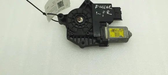 Nissan Pulsar Front door window regulator motor 141119C21970 141119C21970100