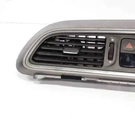 Renault Kadjar Dashboard air vent grill cover trim CR209458 CL209443