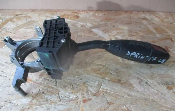 Mercedes-Benz Sprinter W906 Tailgate/trunk/boot open switch 