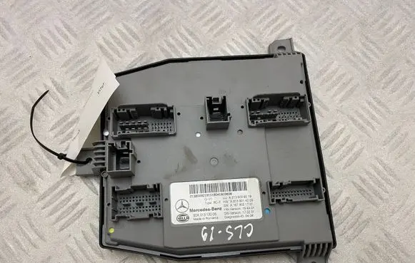 Mercedes-Benz CLS C257 Comfort/convenience module A2139009219 A2139014203 A1679021701