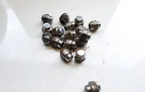 Mazda CX-7 Nuts/bolts 