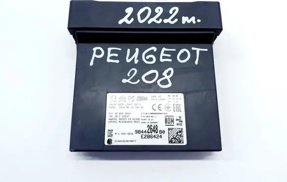 Peugeot 208 Light module LCM 9844264880