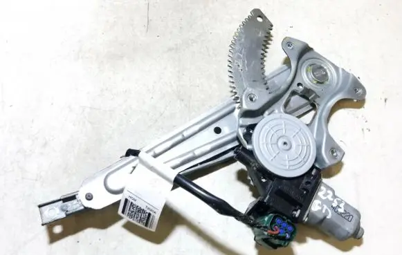 Nissan Juke I F15 Sliding door window regulator with motor