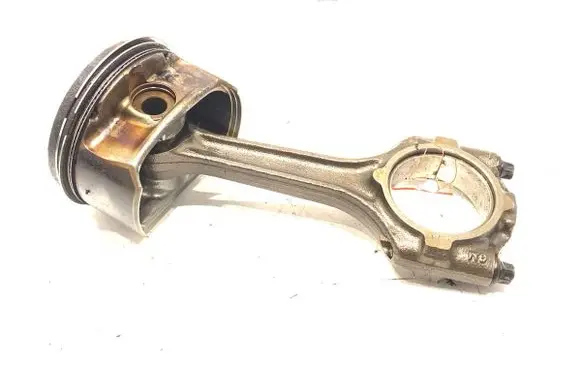 Chevrolet Cruze II Piston with connecting rod F16D4