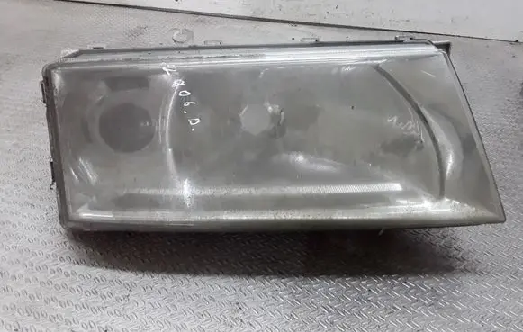 Skoda Octavia Mk1 (1U) Headlight/headlamp 1U1941016L