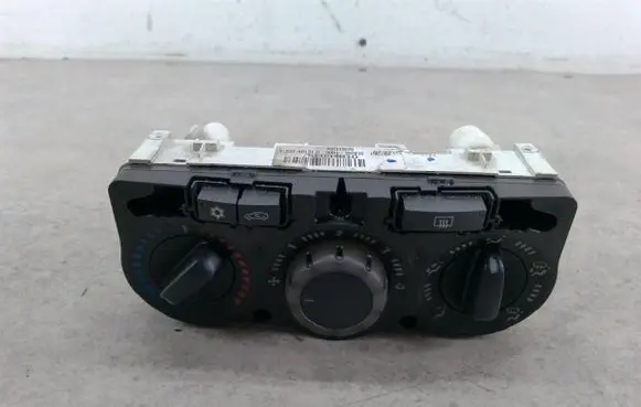 Opel Corsa D Climate control/heater control trim 466119570