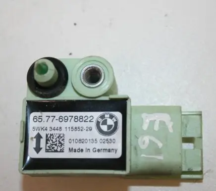 BMW 5 E60 E61 Airbag deployment crash/impact sensor 6978822 5WK43448 11585229