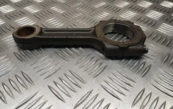 Opel Zafira B Connecting rod/conrod 