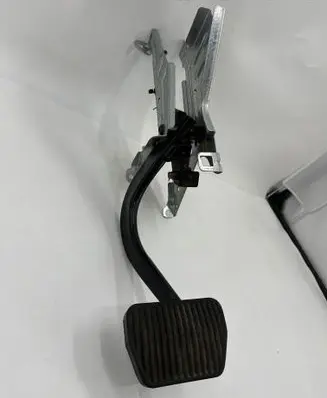 Volvo XC90 Brake pedal 