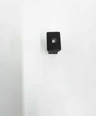 Toyota Avensis T270 Fuel tank opening switch 15C252