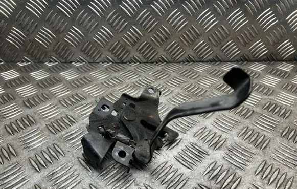 Toyota Prius+ (ZVW40) Engine bonnet/hood lock/catch