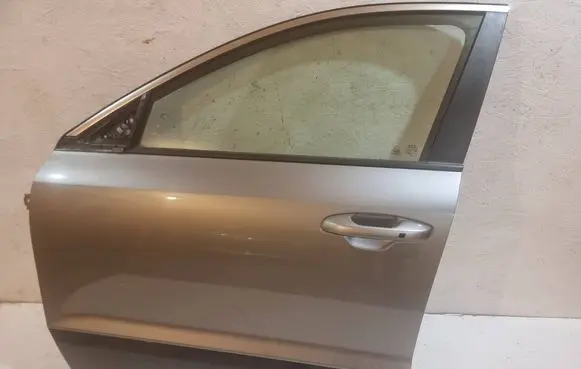 KIA Niro Front door 76004AT000