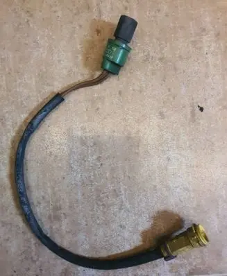 Audi A6 S6 C4 4A Air conditioning (A/C) pressure sensor 8A0959482AB