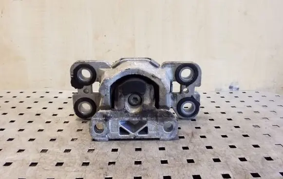 Volvo XC60 Engine mount bracket 8G9N7M121BA00