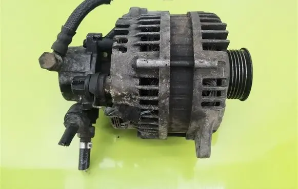 Opel Astra L Generator/alternator 