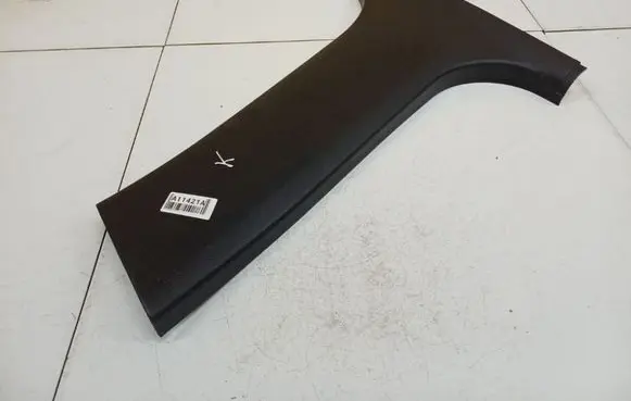 BMW 3 E46 (B) pillar trim (top) E4645143