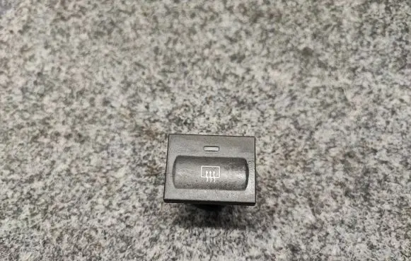 Ford Transit Windscreen/window heater switch 21062019 18C621AD