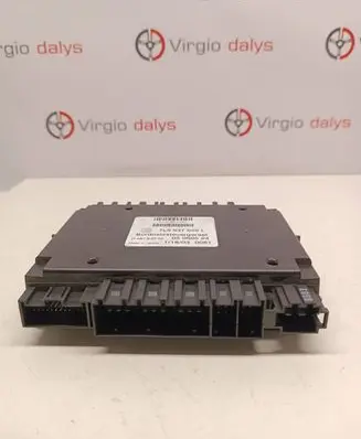 Volkswagen Touareg I Comfort/convenience module 7L6937049L 05066524
