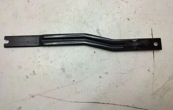 BMW X1 E84 Battery bracket 7584733
