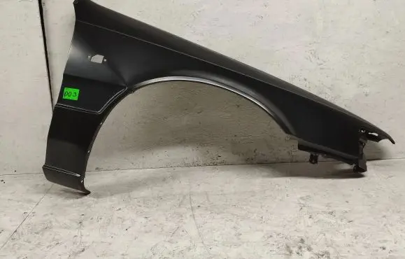 Mazda 626 Fender