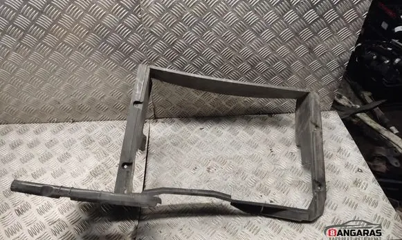 Volkswagen PASSAT B4 Radiator trim 3a0121283f