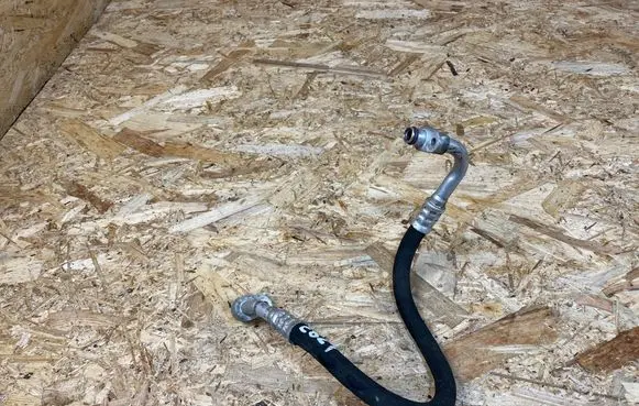 Mercedes-Benz A W176 Air conditioning (A/C) pipe/hose A2468303115