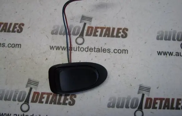 Mercedes-Benz GL X164 Steering wheel buttons/switches 61829734B