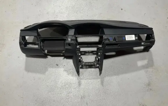 BMW 5 E60 E61 Dashboard 6976436 09B168RB03819